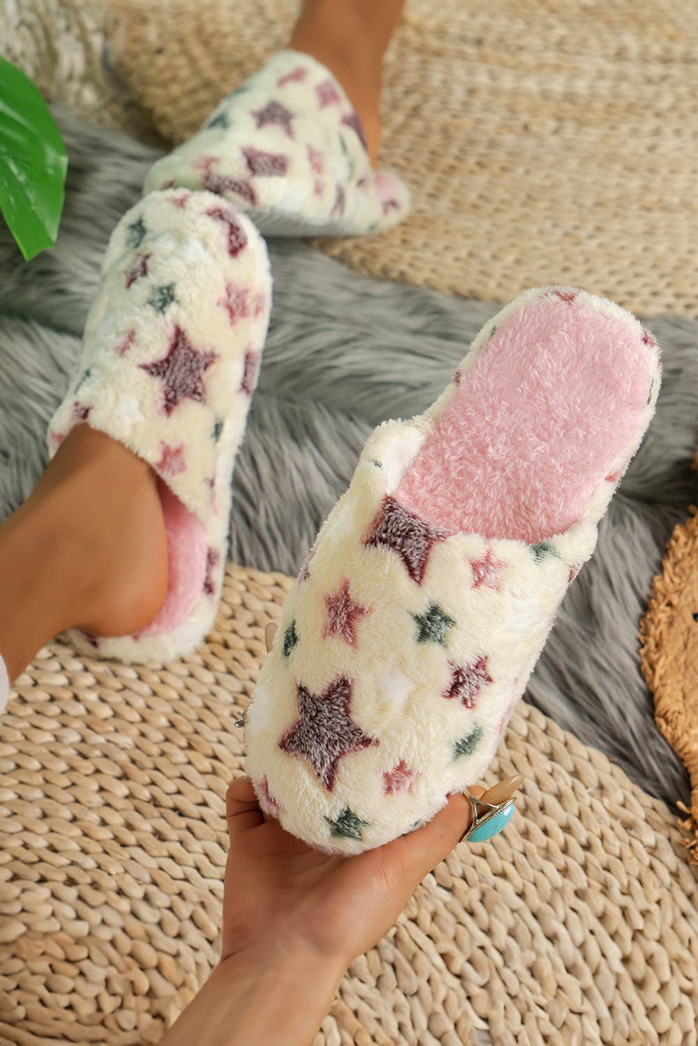 Star Pattern Plush Home Slippers | US6-10