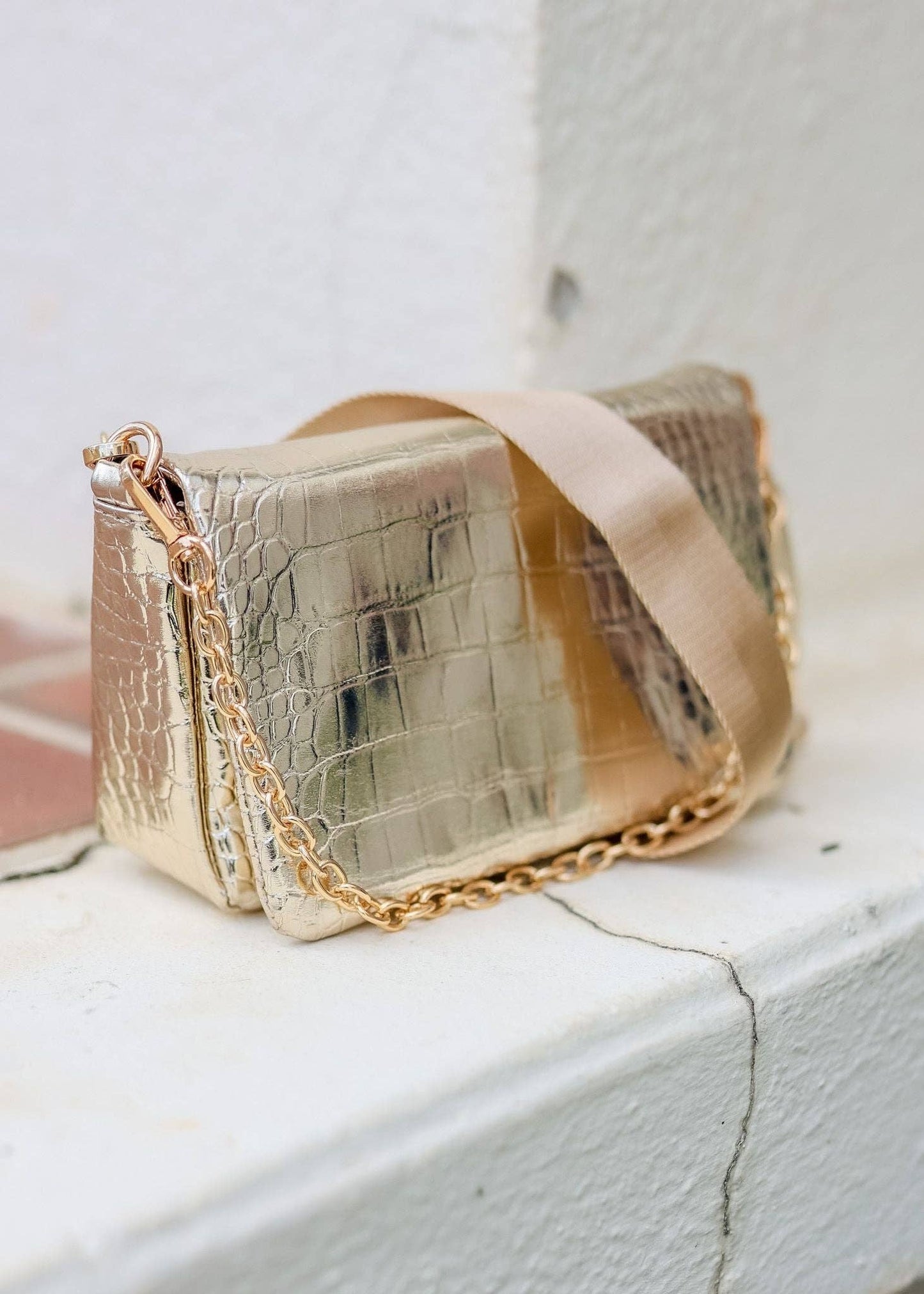 Dakota Gold Crossbody